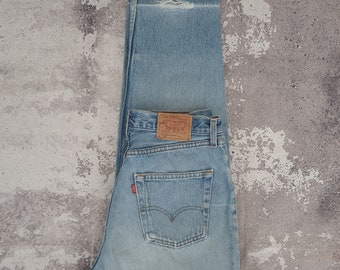 Vintage Levi's 901 W30 distressed Jeans de 1990 en azul stonewash