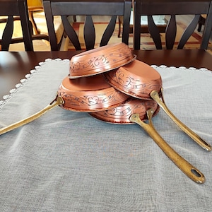 Copper frying pan, 2 mm thickness omelette pan, kitchen decor, copper with brass handle, engraved copper pan, handmade farmhouse skillet