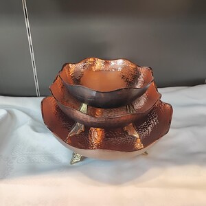 Large round copper bowl, hand hammered fruit bowl, copper salad serving plate, home and kitchen decor,table centerpiece, handmade candy bowl