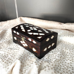 Mother of pearl jewelry box,handmade walnut wood jewellery box,marquetry gift box,anniversary gift,unique home decor,christmas gift, for her