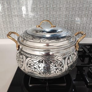 Copper cooking pot,handmade carved engraved copper pot,double handled pan with lid,copper kitchenware,healthy cooking,anniversary gift ideas