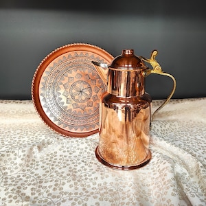 Copper oil bottle with copper tray,olive oil dispenser,copper kitchen decor,oil container, handmade copper pitcher, oil cruet, salad serving