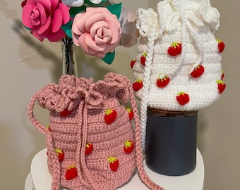 Crochet Strawberry Bag