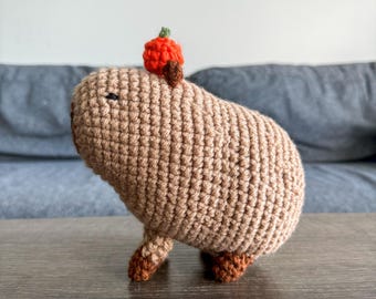 Crochet Capybara Plush Toy (7x5.5 inches)