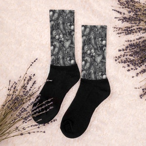 SOCKS parrot socks unisex green red parrot caribbean party socks nerdy nerd socks fun socks funny comfy animal pattern