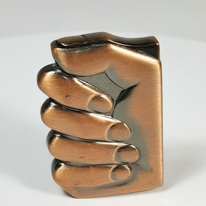 Tobacco Tobacciano Cigarette Lighter-Hand Holding Lighter Design-Vintage Collectible Lighter(Not Working)