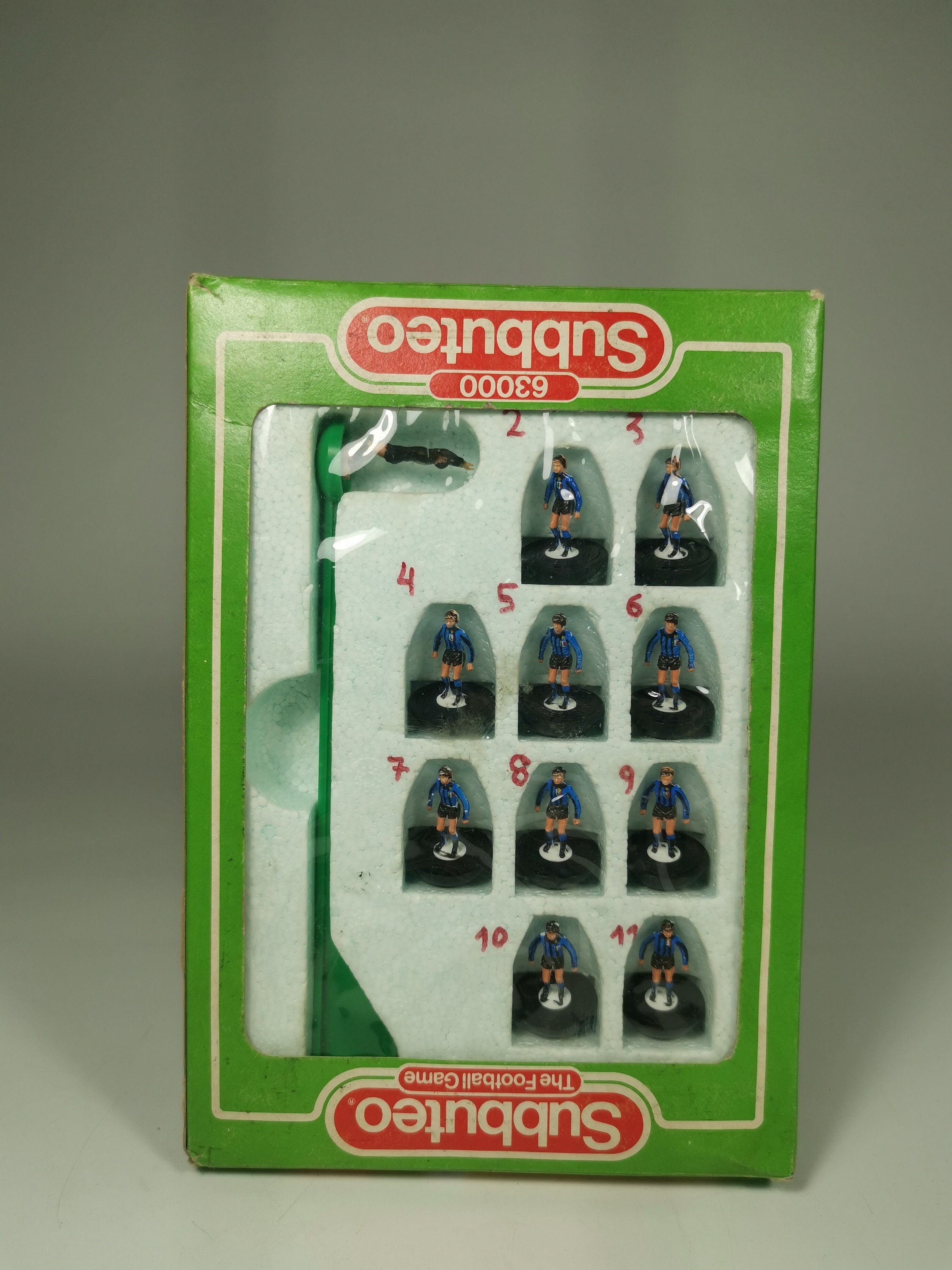 Annata 63000 Subbuteo Squadra di calcio balilla #58 Inter