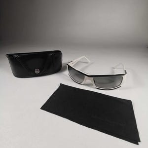 Ferragamo Sunglasses - Etsy display picture 3