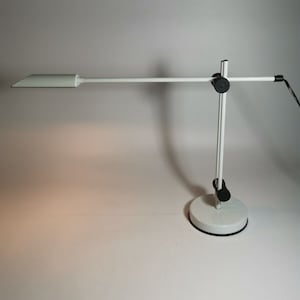 Veneta Lumi Weiß Minimal Moderne Schreibtischlampe Vintage Made in Italy 80er Jahre