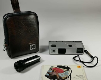 Vintage Kodak Pocket Instamatic 10 Camera W/case and Flash Holder