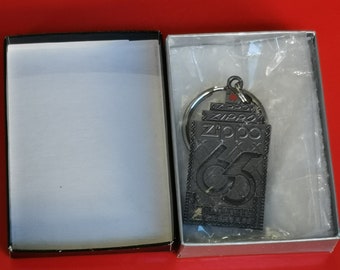 Zippo 65周年記念 1932-1997 ヴィンテージ メタル キーチェーン