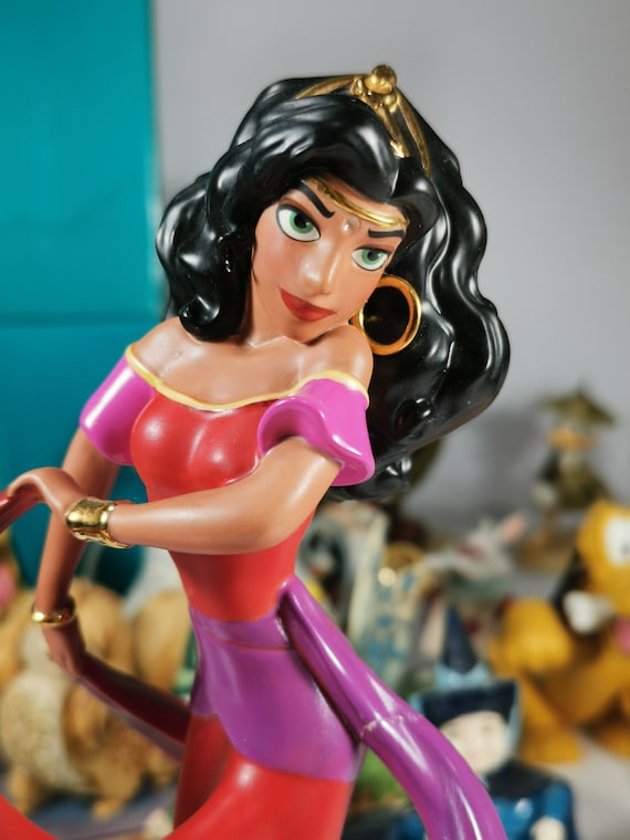 WDCC Esmeralda the Hunchback of Notre Dame Bewitching Beauty Walt