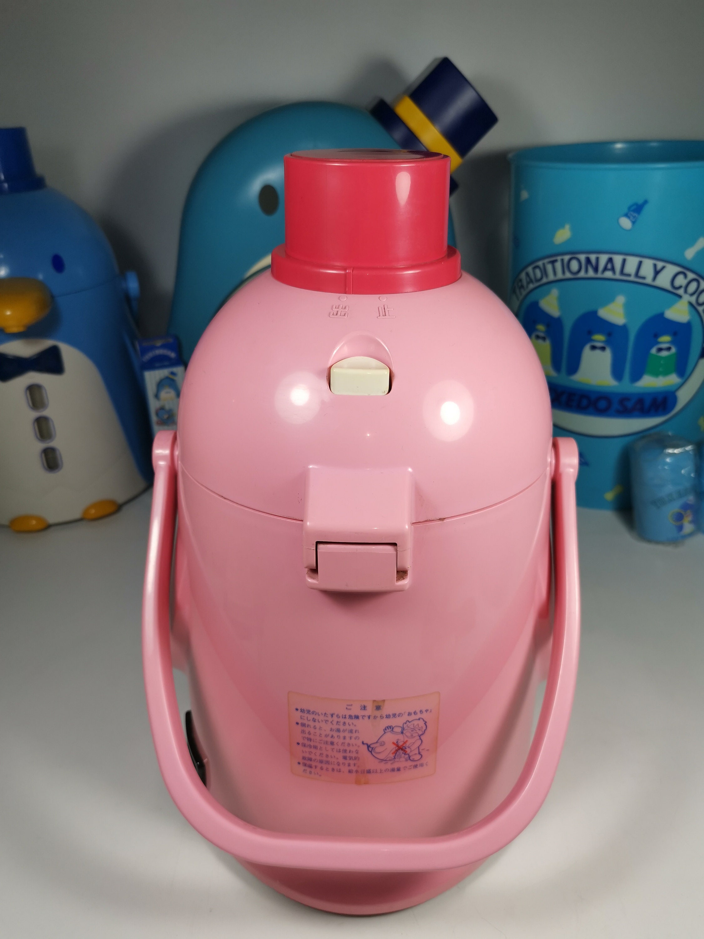 Tuxedo Sam Pink Plastic Kettle Vintage Sanrio Ltd 80s 100V. Made