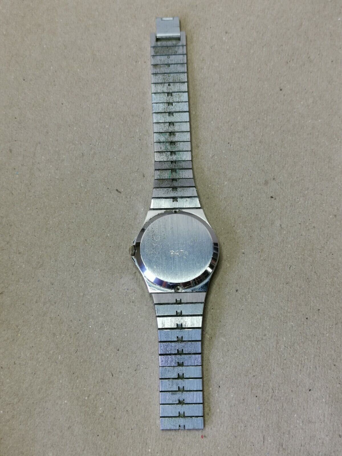 ソ連製メンズ腕時計（海軍艦艇のヴィンテージ）部品取りまたは修理用