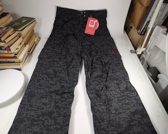 Burton Mens Medium Size Black Grey Camo Snow Ski Snowboard Waterproof Camouflage Pants