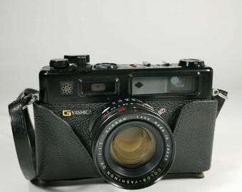 Vintage Yashica Electro 35 Film Camera: 45mm f/1.7 Lens, Original
