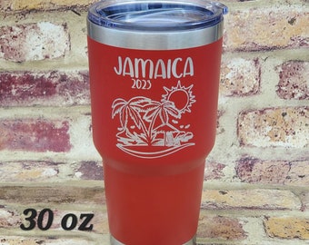 Vaso con aislamiento grabado con láser de Jamaica Vacation con su nombre agregado. Indíquelo al vendedor al momento de realizar el pago.