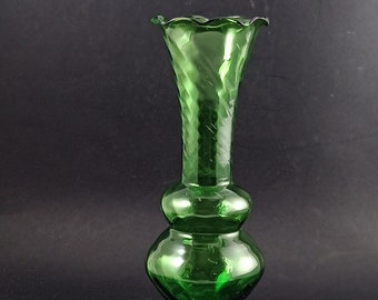 Vintage Emerald Green Swirled and Ruffled Bud Vase with Clear Stem; Empoli Style; Late Mid Century