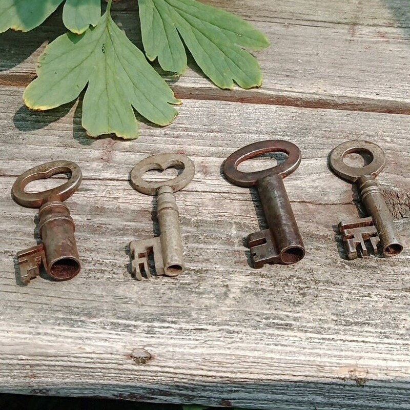 Barrel Key - Etsy