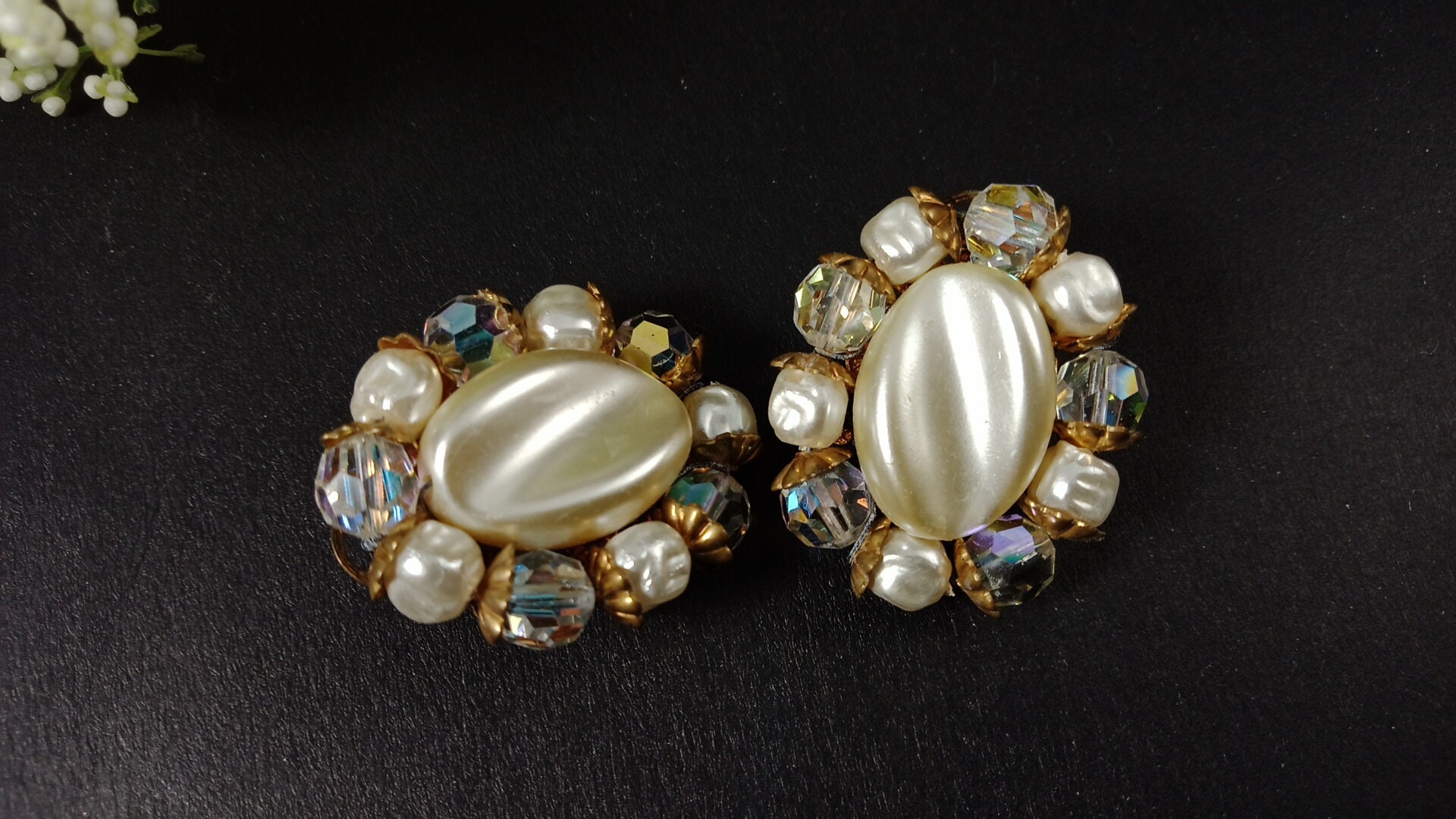 Clips boucles d'oreilles vintage pendants gouttes nacre Ungaro