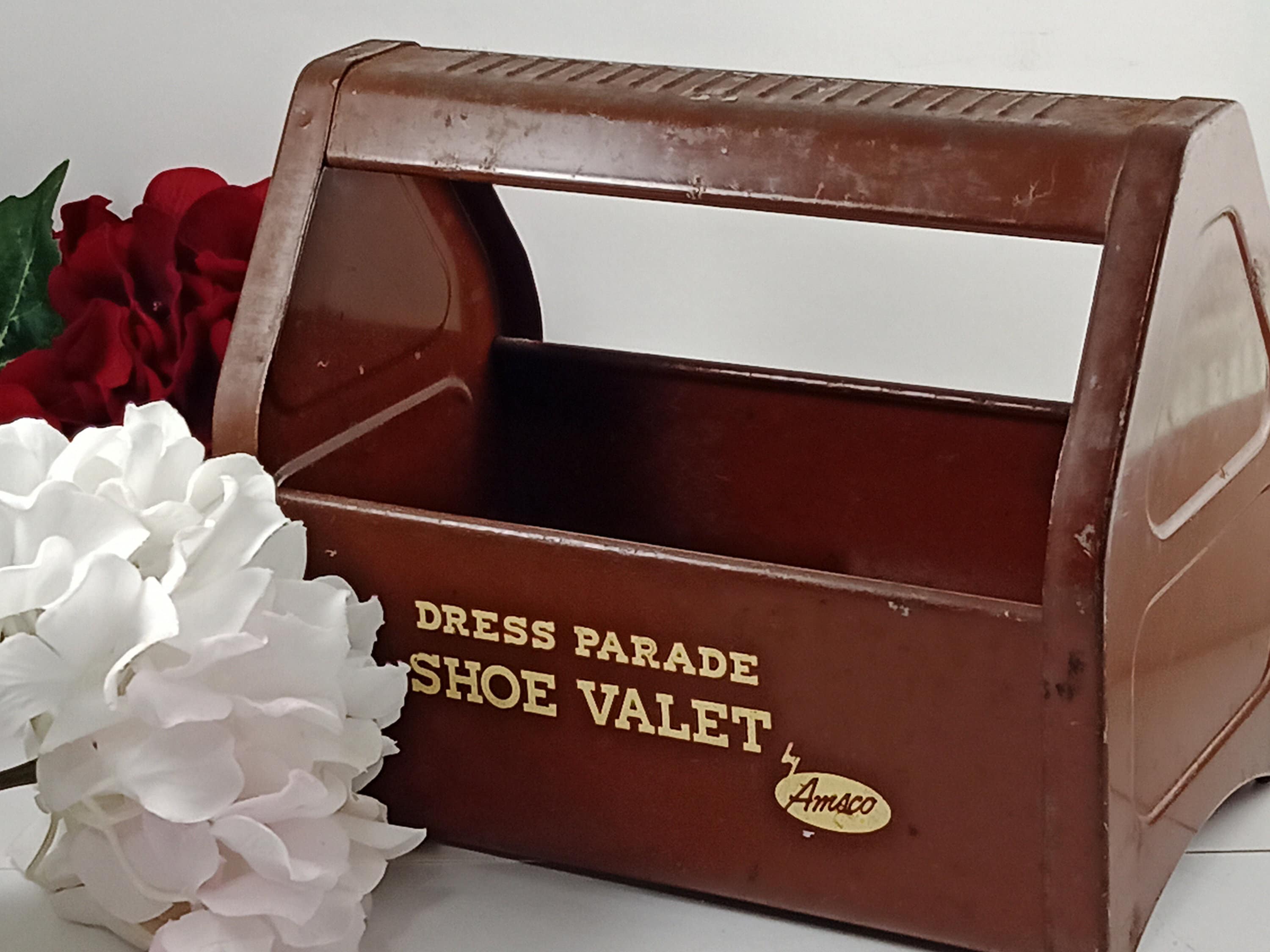 Shoe valet store box empty