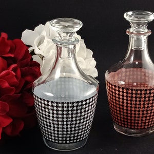 Vintage Verrerie Cristallerie D&#39;Arques Checkered/Houndstooth Decanter with Glass Stopper; Made in France; Mid Century