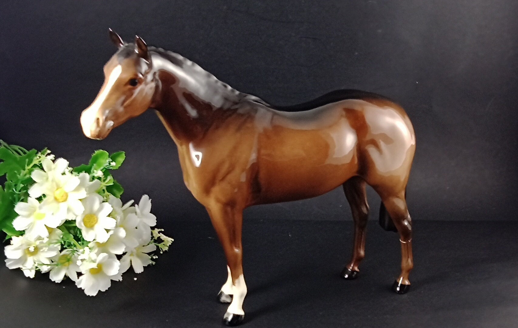 Large Vintage Beswick Horse Figurine Chestnut Quarter Horse Mare