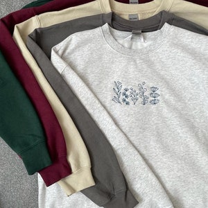 Bunch of Flowers Unisex Embroidered Sweatshirt