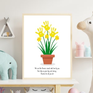 Flower Handprint Art, Gift for Mom or Grandma, Kids Art, Sibling Handprint Art, Keepsakes, Mother&#39;s Day Gift, Gift From Kids