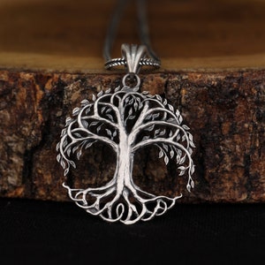 Tree of Life Necklace , Men Yggdrasil Pendant , Scandinavian Yggdrasil Necklace , Viking Tree Necklace , Handmade Pendant , Gift