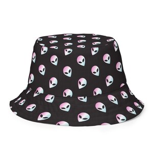 Bucket Hat - Aliens Among