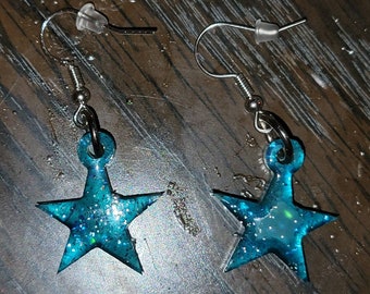 Pendientes hechos a mano de resina Blue Star