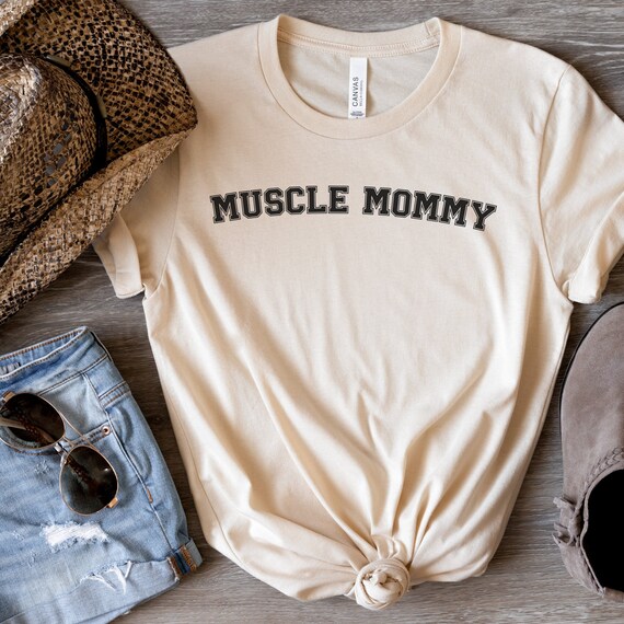 Muscle Mommy Athletic Shirt - Workout Shirt for Fitness Moms - Yoga, Running, Gym - Motivational Shirt