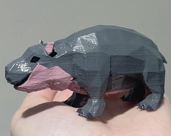 Modelo 3D impreso y pintado a mano de una cría de hipopótamo pigmeo de Old School RuneScape (OSRS)