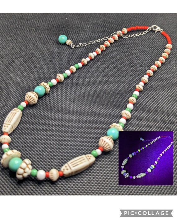 Neiger uranium glass necklace