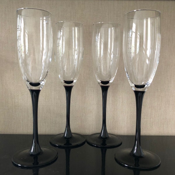 4 Vintage Domino Prosecco Glasses / Champagne glasses with Black stem - ARC Luminarc France