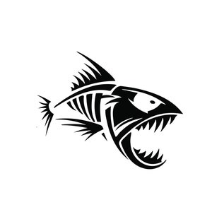 Pu&ograve; includere: Grafica in bianco e nero di uno scheletro di pesce con bocca aperta e denti affilati. Il pesce ha una gabbia toracica dettagliata e pinne appuntite, su sfondo bianco. Il design &egrave; audace e stilizzato.