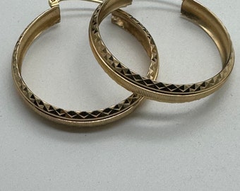Vintage 14k Yellow Gold Hoops