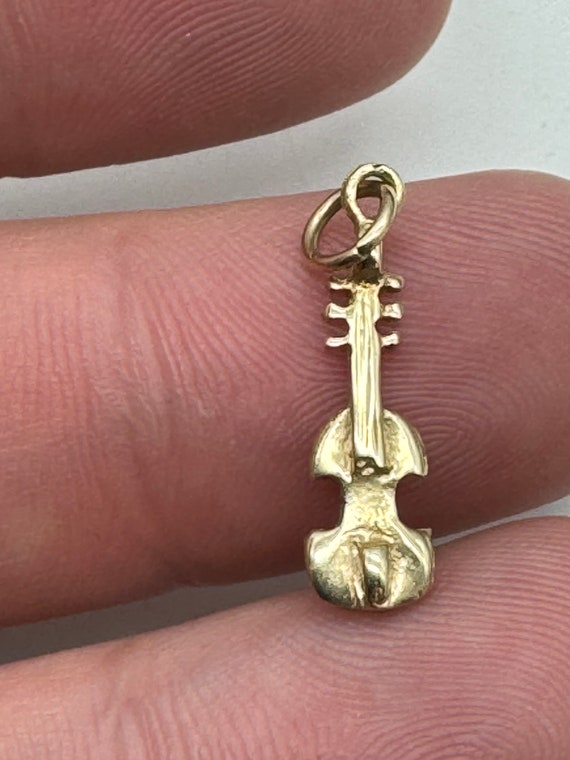 Vintage 14k Yellow Gold Violin Fiddle Charm - image 1