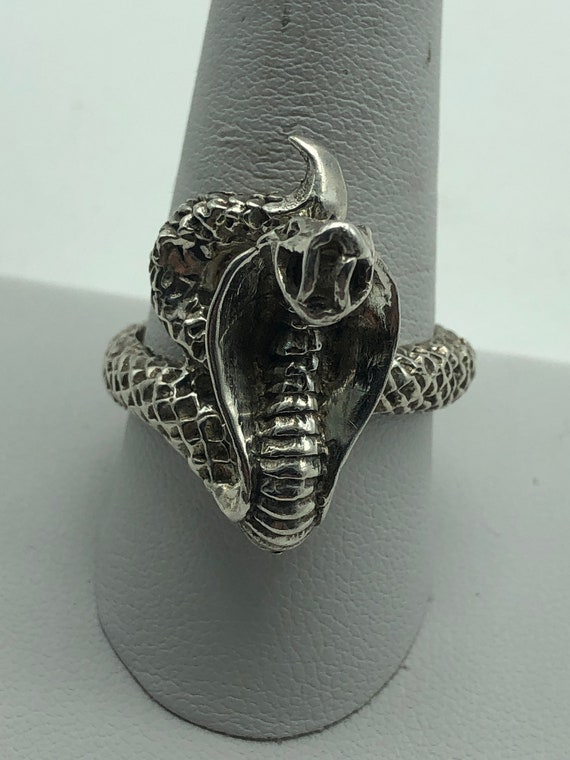 Vintage Sterling Silver Cobra Snake Ring.