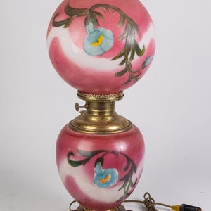 Antique Victorian Art Nouveau Gone With the Wind Hand Painted Morning Glory Lamp