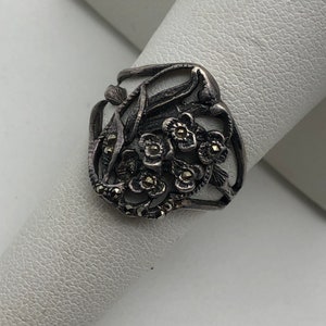 Vintage Sterling Silver Marcasite Ring