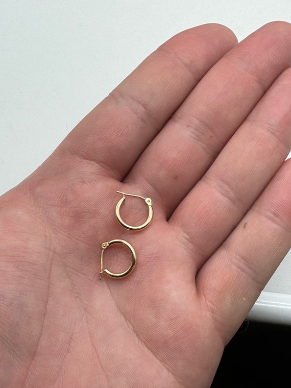 Vintage 14k Yellow Gold Hoops - image 2