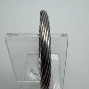 Vintage Sterling Silver Hallow Twisted Bangle