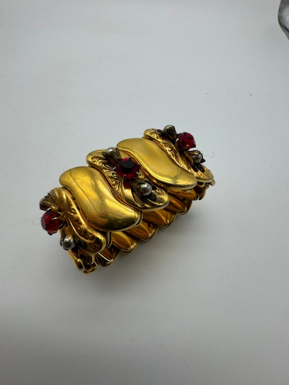 Antique Gold Filled Victorian Stretch Red and Pear