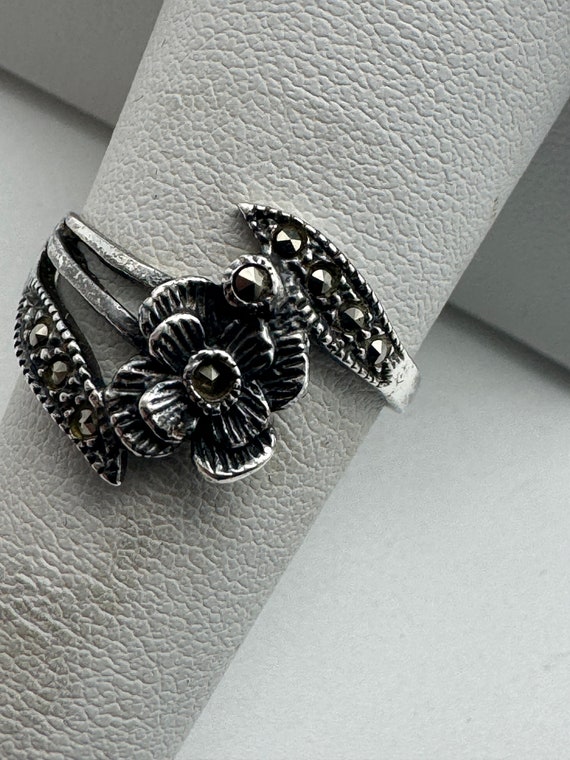 Vintage Sterling Silver Marcasite flower ring