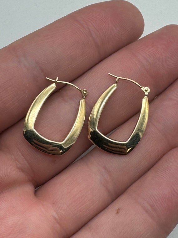 Vintage 14k Yellow Gold U shaped Hoops - image 2