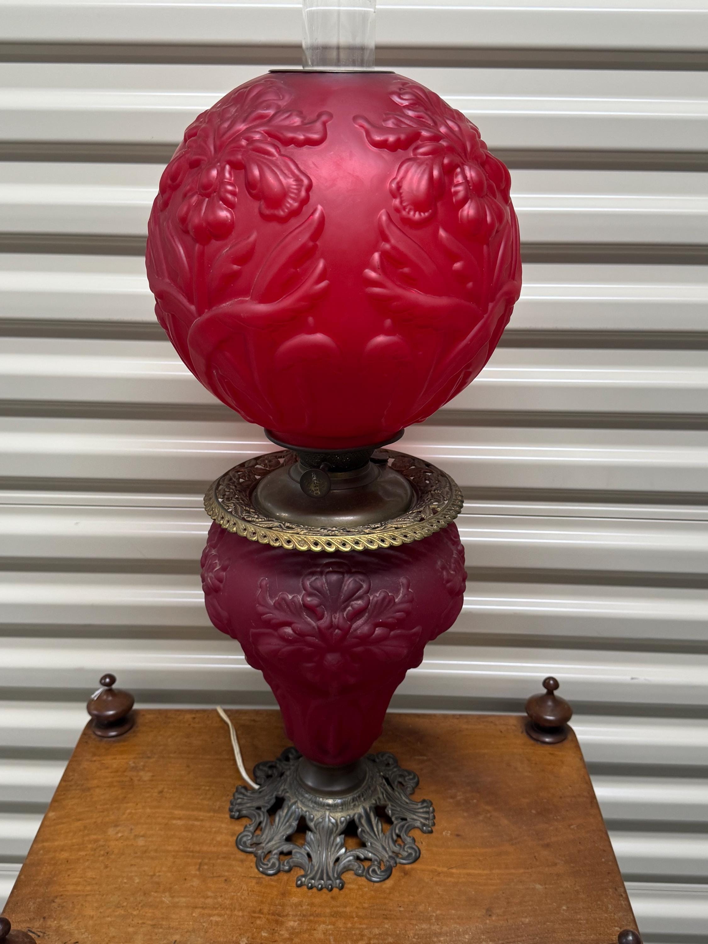 RARE Antique Pittsburgh Regal Iris Red Satin GWTW Lamp Banquet
