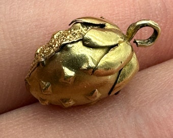 Antique 14k Yellow Gold Strawberry Charm Pendant