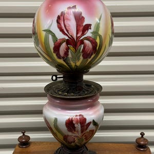 Antique Victorian Hand Painted Huge Iris Gold Foil Gone With The Wind Lamp